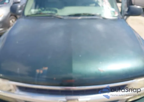 2002 Chevrolet Tahoe Lt from USA, damaged, VIN 1GNEK13Z02R128213